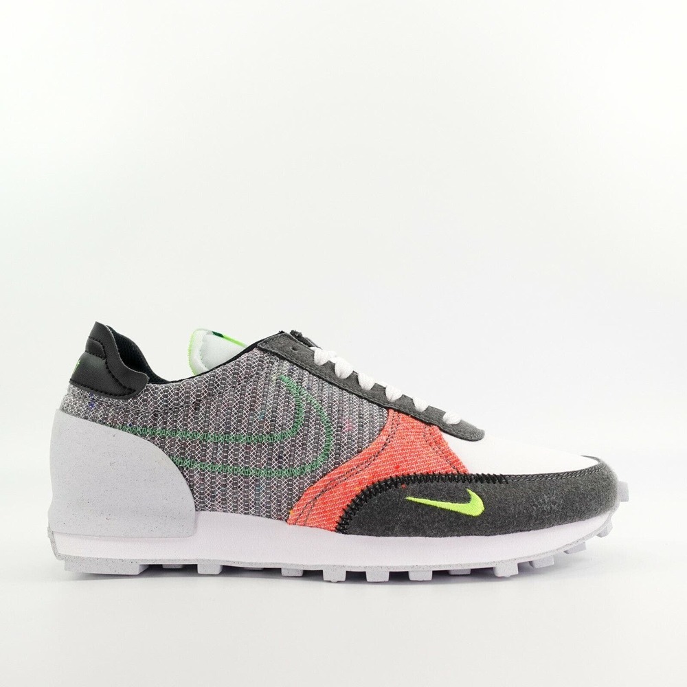 Nike DBreak-Type Grey Green White Athletic Shoes DB4636-022 Mens Size 8